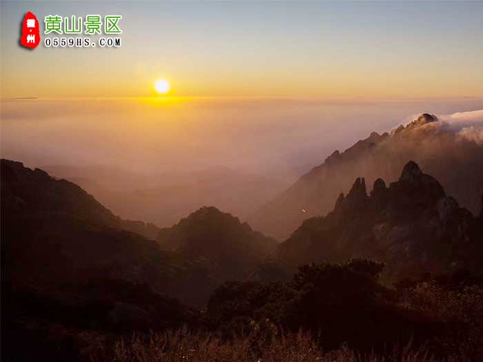 武汉到黄山四日游景点：黄山日出