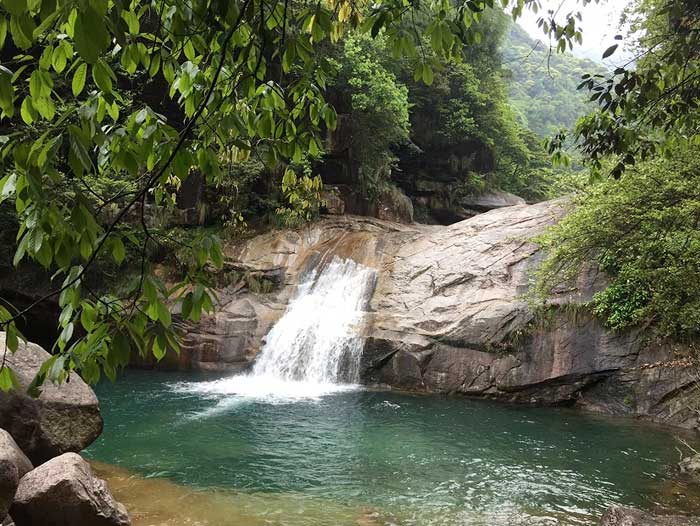 黄山四日游景点：翡翠谷