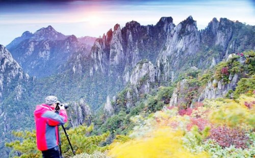 黄山不座索道游览，步行登黄山需要多久？